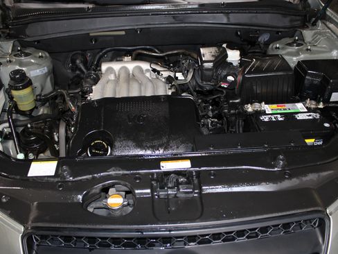 Used 2009 Hyundai Santa Fe GLS FWD image 28