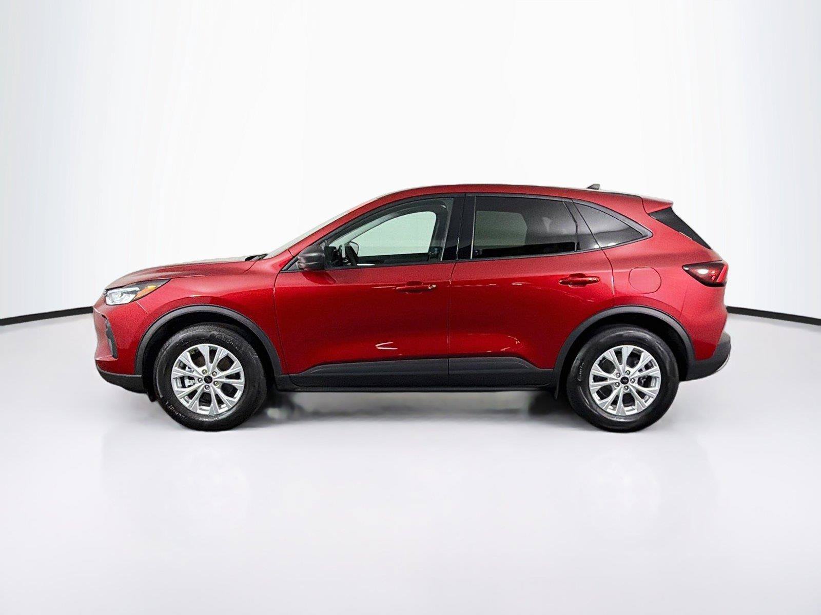 Used 2026 Ford Escape Active w/ Cold Weather Package AWD/4WD image 8