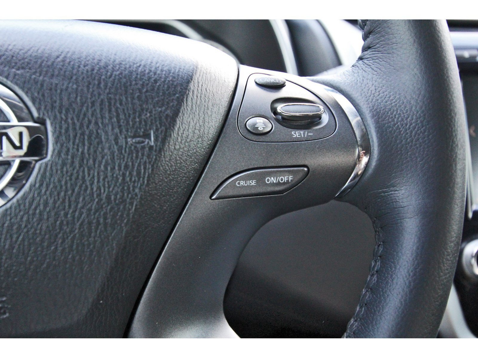 Used 2019 Nissan Murano SV w/ Premium Package FWD image 17