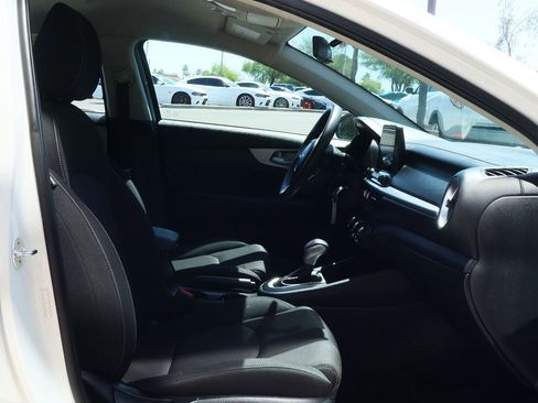 Used 2023 Kia Forte LXS w/ LXS Technology Package image 29