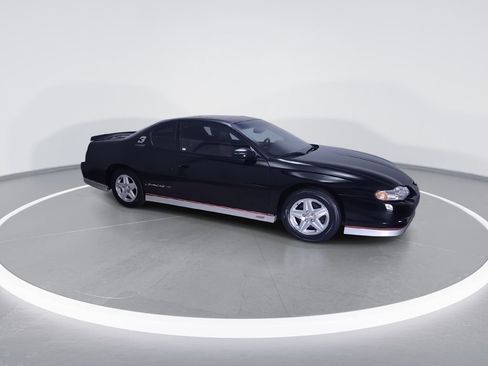 Used 2002 Chevrolet Monte Carlo SS w/ Pace Car Replica Pkg FWD image 2