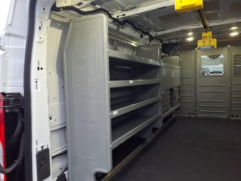 Used 2018 Ford Transit 250 148 Low Roof image 14