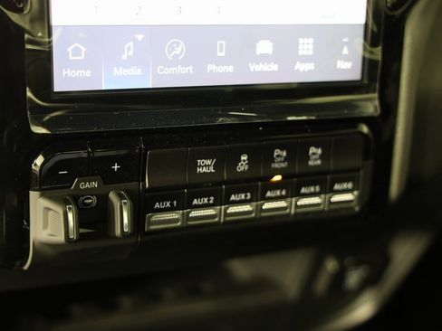 Used 2025 RAM 2500 Tradesman image 15