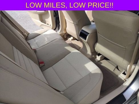 Used 2017 Toyota Camry LE FWD image 20