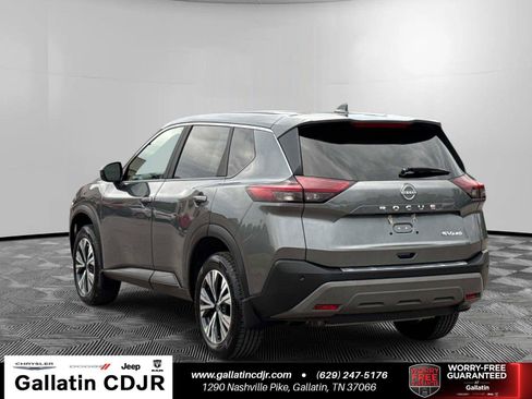 Used 2023 Nissan Rogue SV AWD/4WD image 7