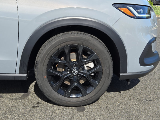 Used 2025 Honda HR-V Sport image 8