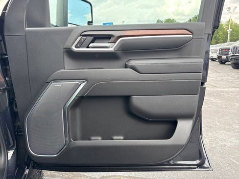 New 2026 GMC Sierra 2500 Denali w/ Denali Reserve Package image 13