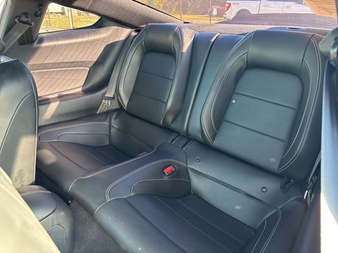 Used 2021 Ford Mustang Shelby GT500 w/ Technology Package image 28