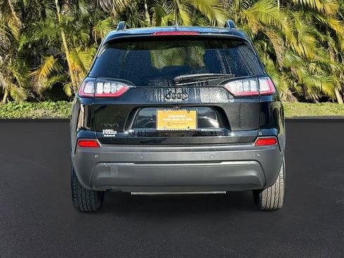 Used 2023 Jeep Cherokee Altitude Lux image 6