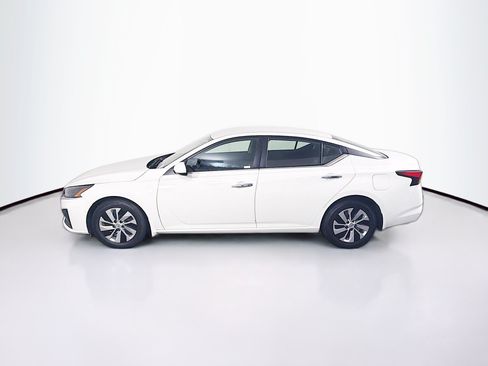 Used 2023 Nissan Altima 2.5 S FWD image 4