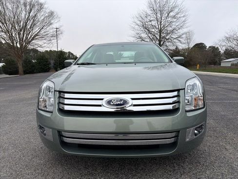 Used 2009 Ford Fusion SEL image 12