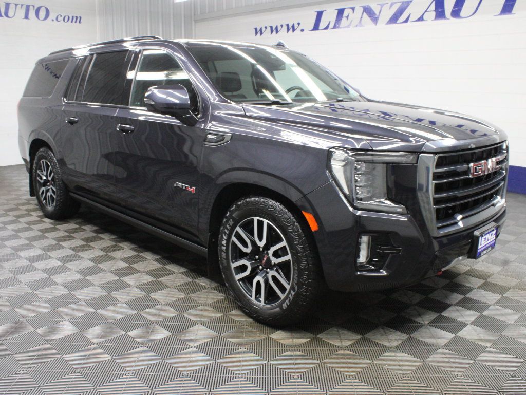 Used 2024 GMC Yukon XL AT4 w/ AT4 Premium Plus Package AWD/4WD image 3