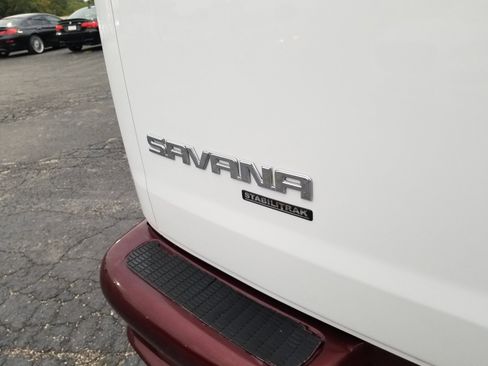 Used 2012 GMC Savana 1500 1500 image 14