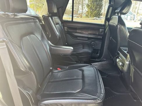 Used 2021 Ford Expedition Limited AWD/4WD image 18