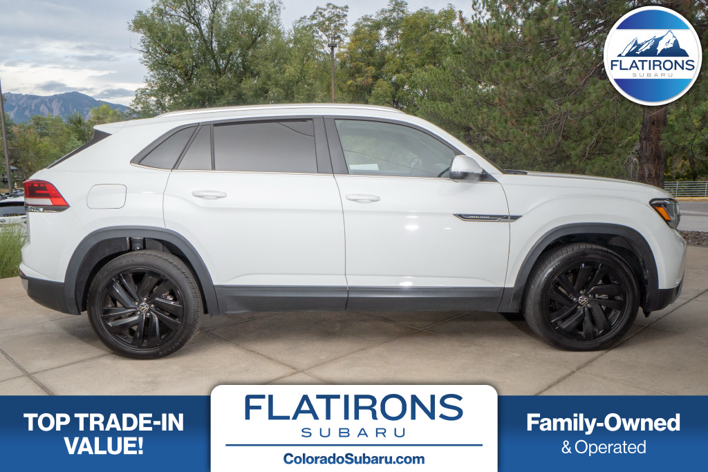 Used 2023 Volkswagen Atlas Cross Sport SE AWD/4WD image 1