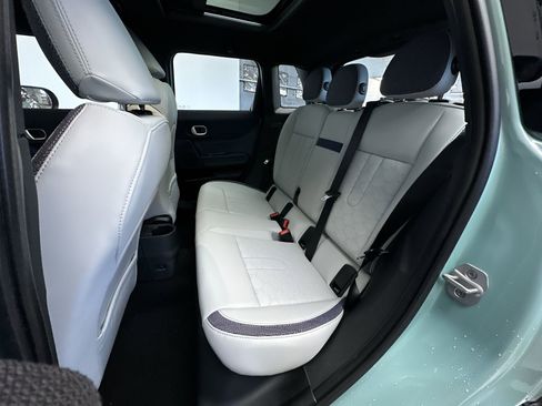 New 2026 MINI Cooper S image 24