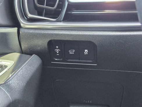 Certified 2025 Kia Sorento EX w/ EX Panoramic Sunroof Package FWD image 24