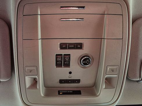Certified 2018 GMC Yukon Denali w/ Open Road Package AWD/4WD image 25