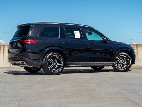 Certified 2024 Mercedes-Benz GLS 450 4MATIC w/ AMG Line Exterior image 4