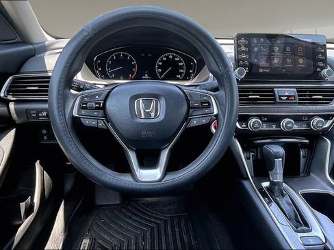 Used 2020 Honda Accord EX image 8
