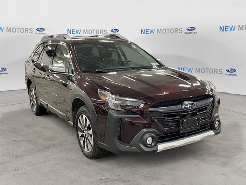 Used 2025 Subaru Outback Touring image 7
