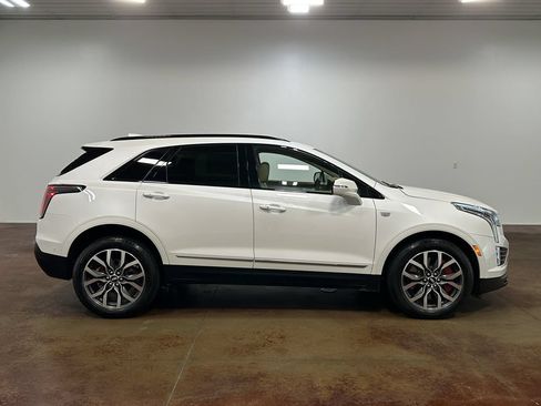 Used 2023 Cadillac XT5 Sportv w/ Platinum Package AWD/4WD image 25