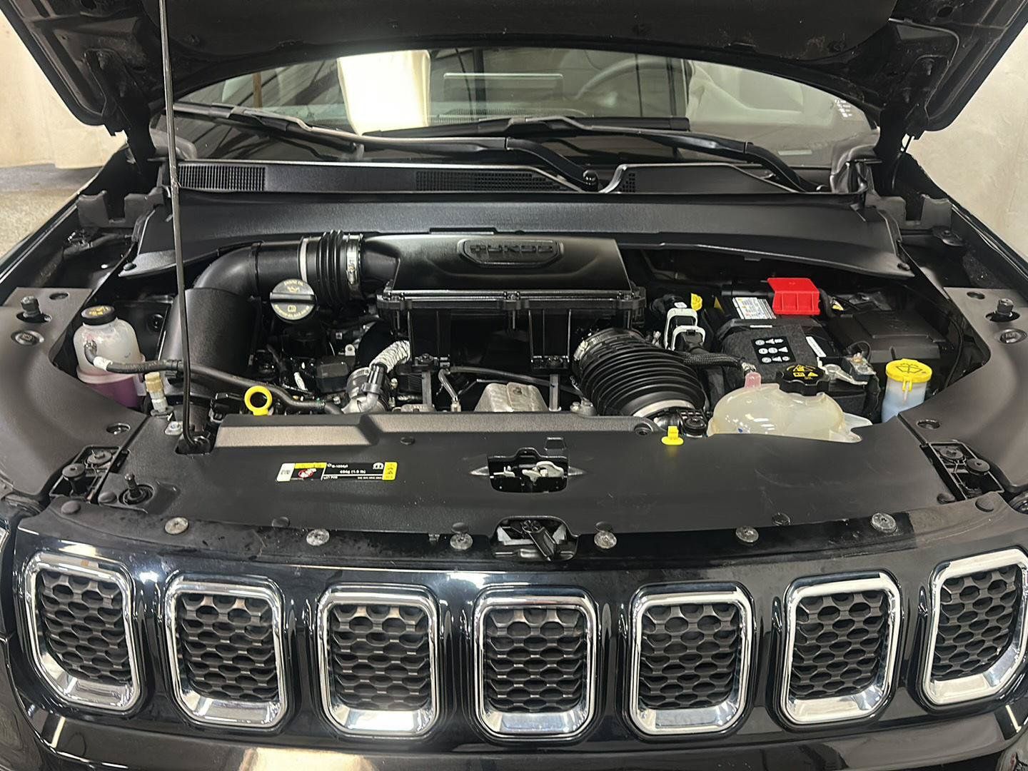 Certified 2023 Jeep Compass Limited w/ Elite Group AWD/4WD image 13