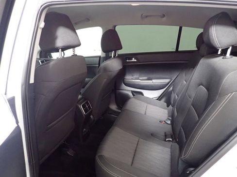 Used 2020 Kia Sportage LX image 28