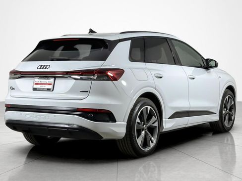 Used 2025 Audi Q4 e-tron Premium w/ Convenience Package AWD/4WD image 5