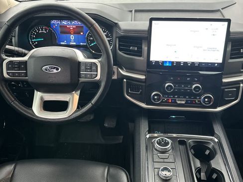 Certified 2024 Ford Expedition XLT image 14