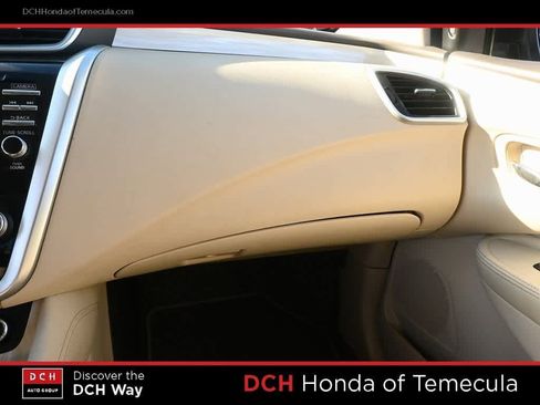 Used 2018 Nissan Murano Platinum image 13