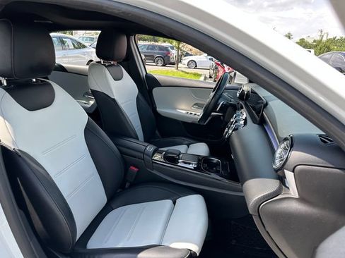 Used 2019 Mercedes-Benz A 220 image 31