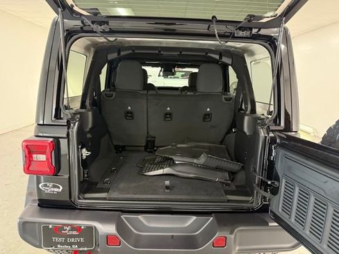 New 2026 Jeep Wrangler Unlimited Rubicon image 8