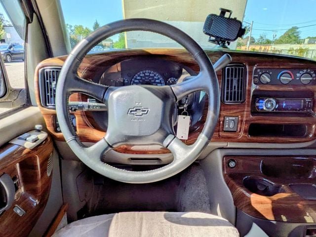 Used 1999 Chevrolet Express 1500 w/ Convenience Pkg RWD image 7