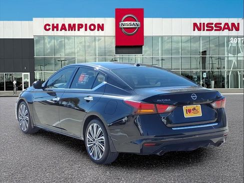 Used 2023 Nissan Altima 2.5 SL image 5
