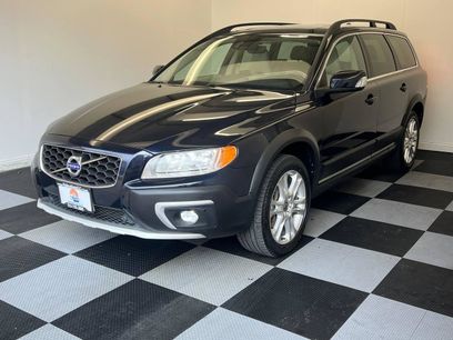 Used 2016 Volvo XC70 T5 Premier w/ Proximity Package