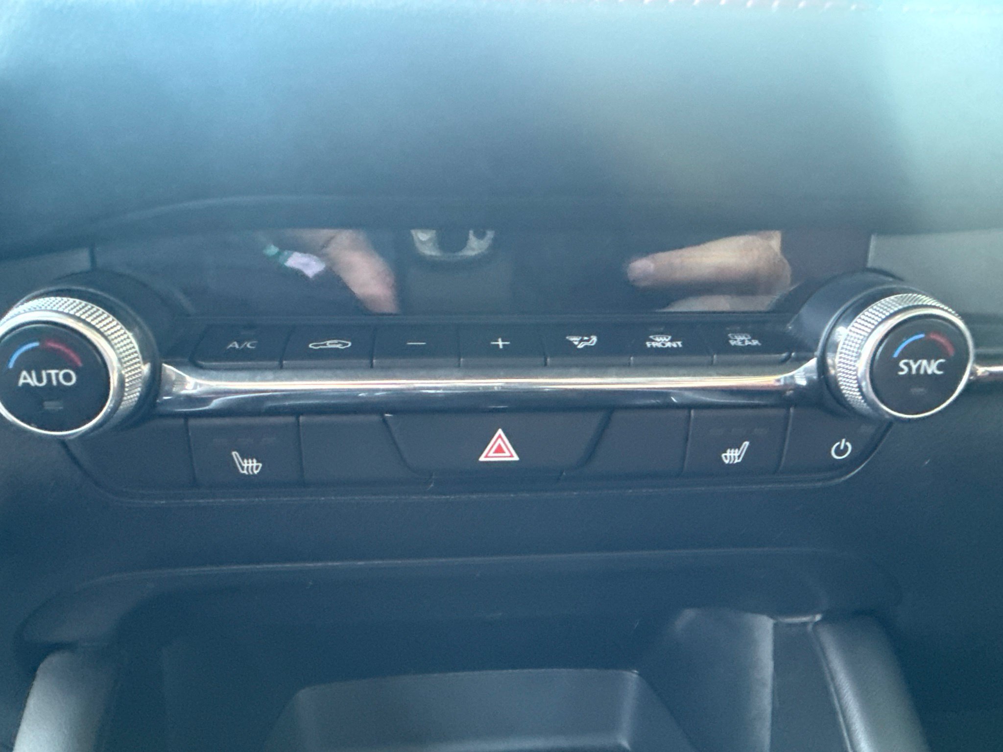 Used 2025 MAZDA MAZDA3 s AWD/4WD image 21
