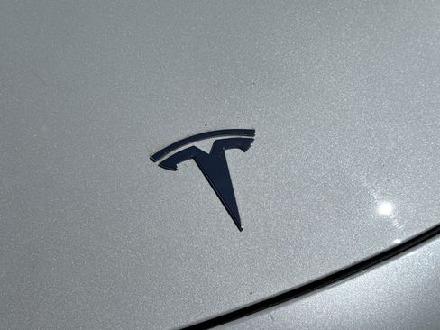 Used 2023 Tesla Model 3 Standard Range RWD image 11