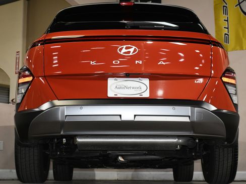 Used 2024 Hyundai Kona Limited image 82