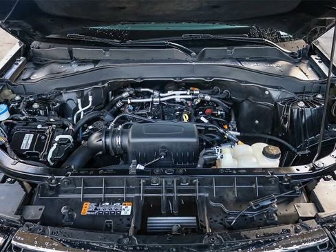 Used 2023 Ford Explorer XLT w/ Equipment Group 202A image 29