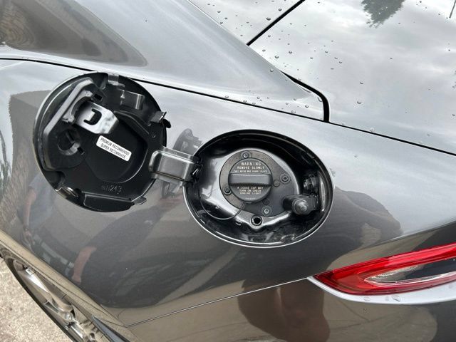 Used 2017 MAZDA MX-5 Miata RF Grand Touring RWD image 30