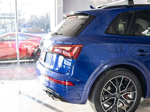 Used 2025 Audi SQ5 Premium Plus w/ Premium Plus Package image 13