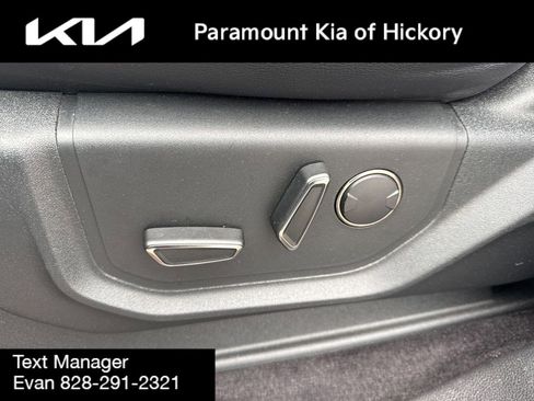 Used 2017 Ford F150 Raptor w/ Equipment Group 801A Mid image 22