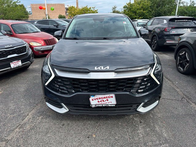 Used 2024 Kia Sportage EX FWD image 2