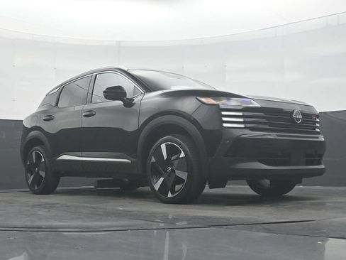 Used 2026 Nissan Kicks SR FWD image 26