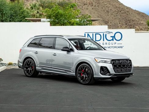 New 2026 Audi SQ7 Prestige image 4