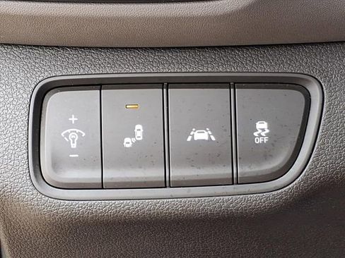 Used 2019 Hyundai Santa Fe SEL image 24