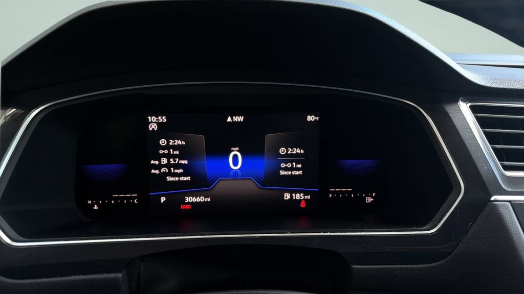 Certified 2022 Volkswagen Tiguan SE FWD image 28