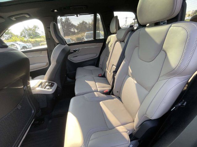 Certified 2026 Volvo XC90 B6 Ultra w/ Protection Package Premier AWD/4WD image 13