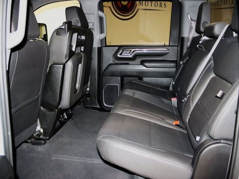 Used 2024 Chevrolet Silverado 2500 LTZ image 53